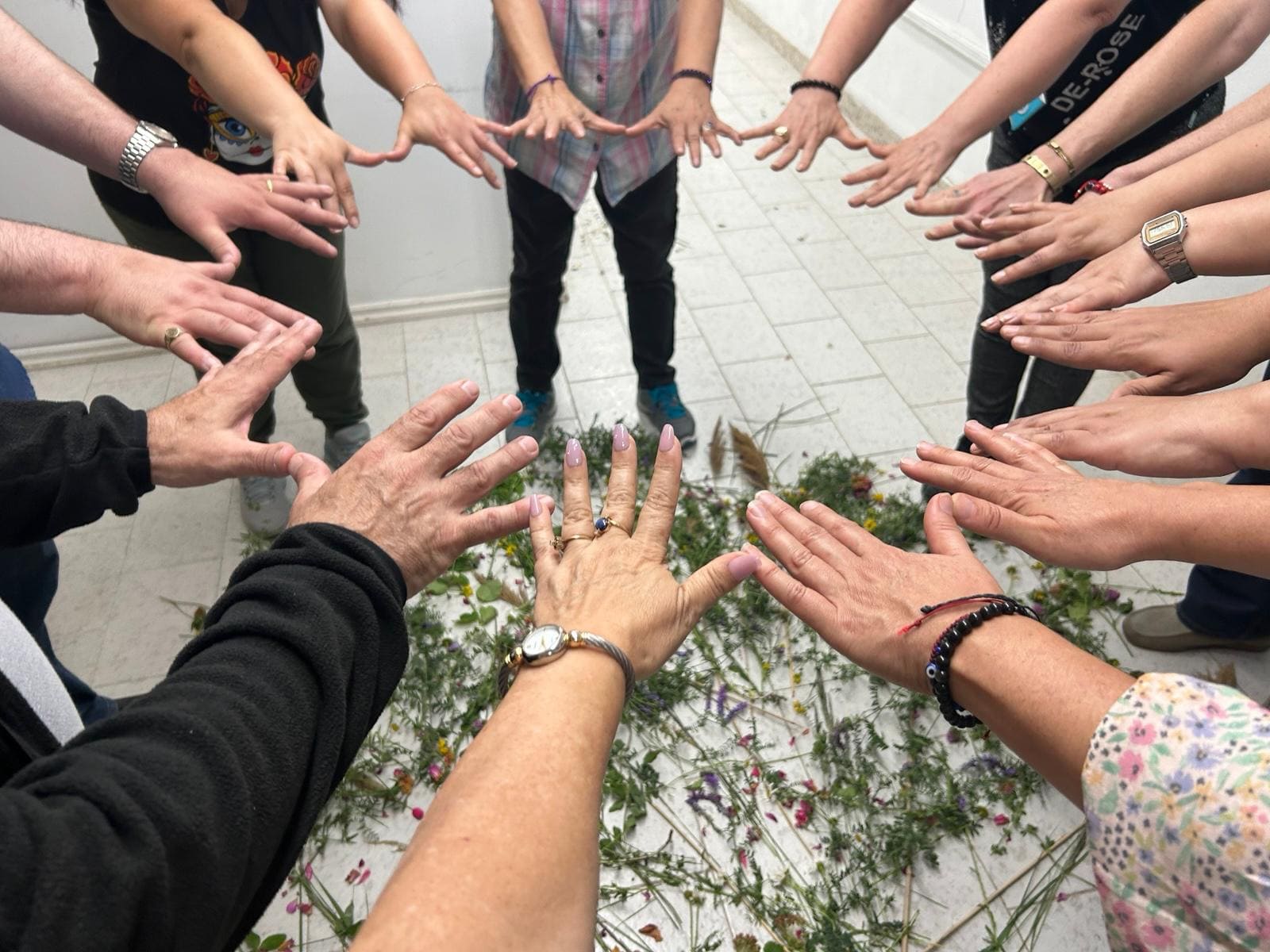 WhatsApp Image 2025-11-25 at 17.31.01 (2)